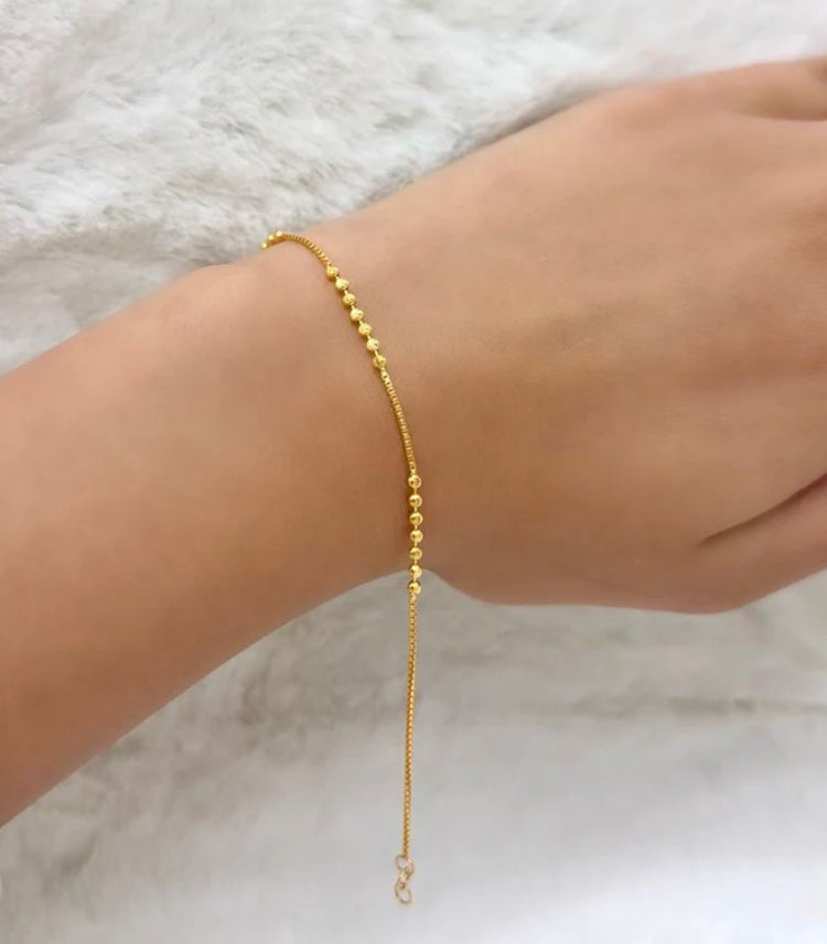 22ct Dainty bracelet